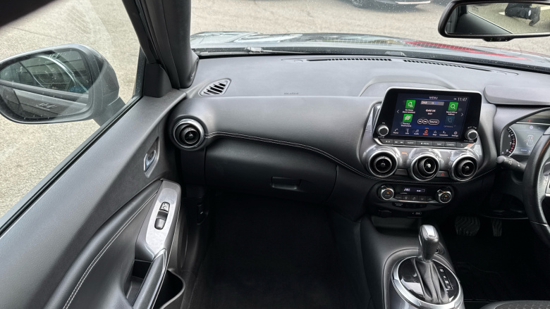 Nissan Juke 1.0 DiG-T 114 N-Connecta 5dr DCT Petrol Hatchback